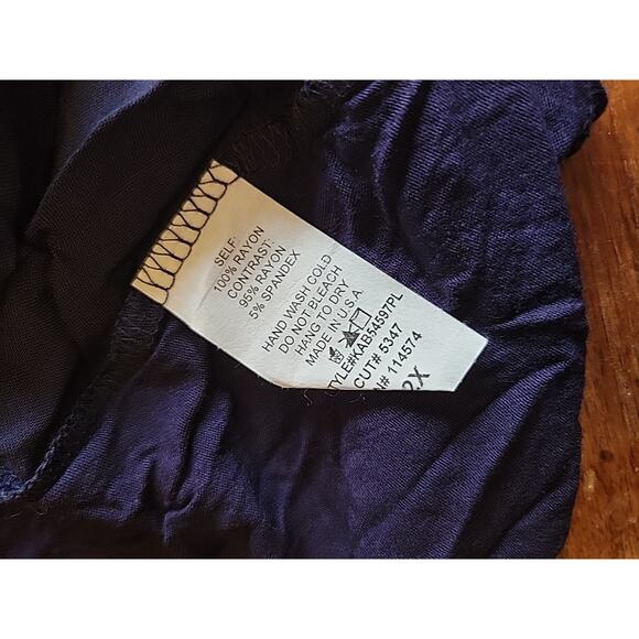 Pleione Long Sleeve Button Down Blouse Top Navy Blue Plus 2x NEW - Picture 8 of 11
